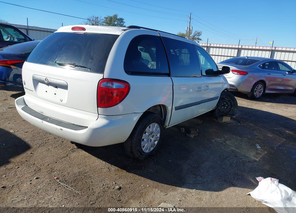 2007 CHRYSLER TOWN & COUNTRY VIN: 1A4GJ45R87B107851