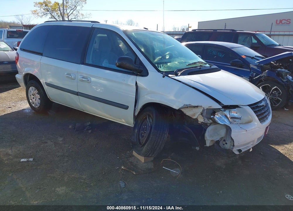 2007 CHRYSLER TOWN & COUNTRY VIN: 1A4GJ45R87B107851
