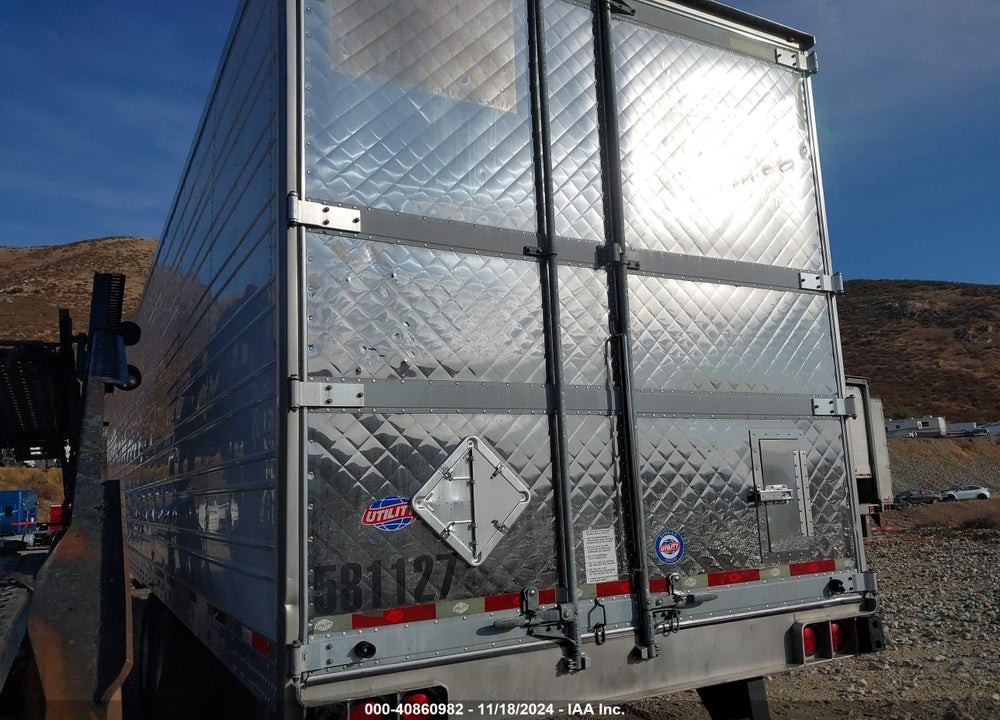 2015 UTILITY TRAILER MFG --- VIN: 1UYVS2534FU155121