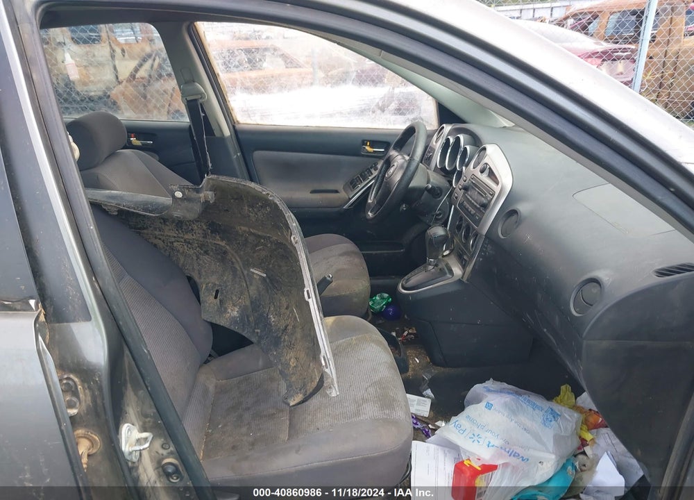 2005 TOYOTA MATRIX/XR VIN: 2T1KR32E65C369886