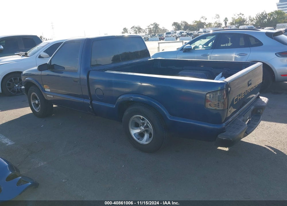 2002 CHEVROLET S-10 VIN: 1GCCS145228235345