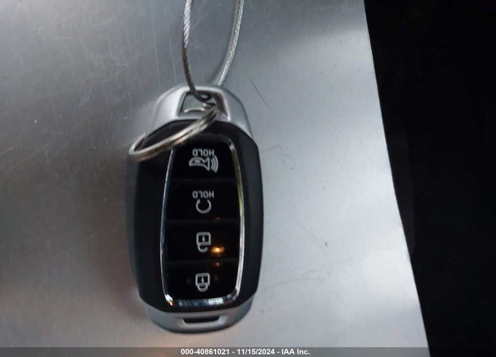 2022 HYUNDAI VENUE LIMITED VIN: KMHRC8A34NU137993