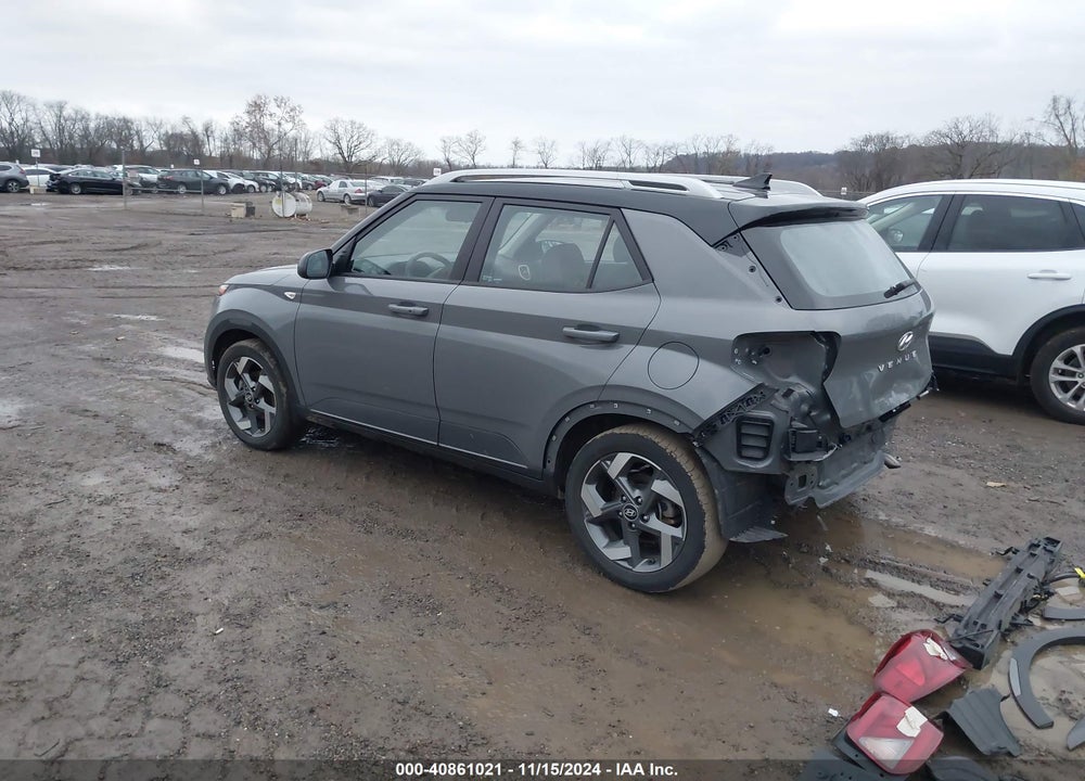 2022 HYUNDAI VENUE LIMITED VIN: KMHRC8A34NU137993