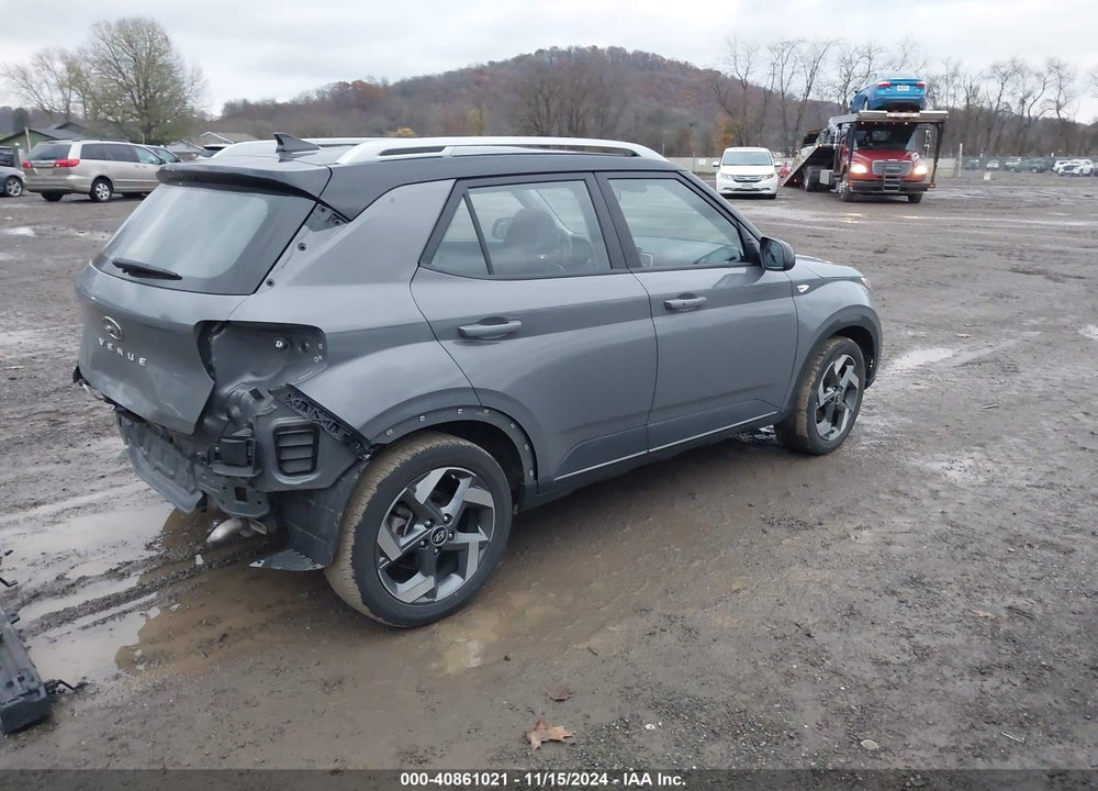 2022 HYUNDAI VENUE LIMITED VIN: KMHRC8A34NU137993