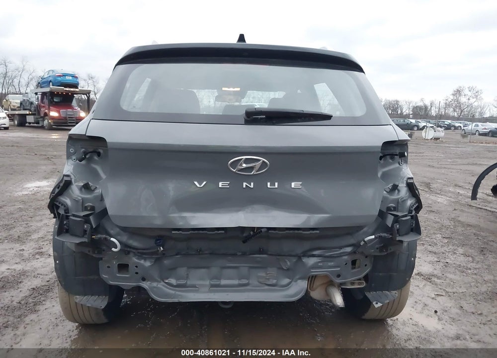 2022 HYUNDAI VENUE LIMITED VIN: KMHRC8A34NU137993