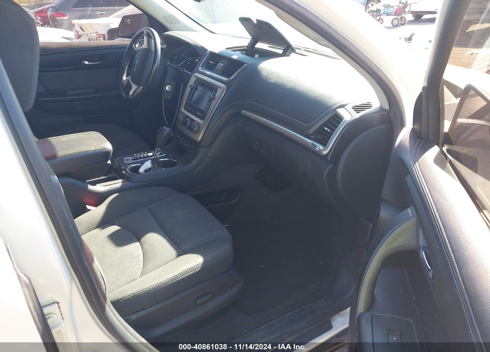 2013 GMC ACADIA SLE VIN: 1GKKRPKD1DJ165969