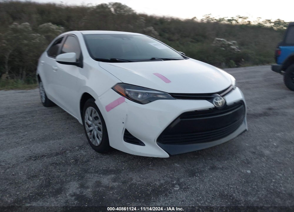 2017 TOYOTA COROLLA LE VIN: 5YFBURHE4HP662943