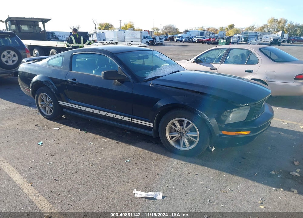 2005 FORD MUSTANG VIN: 1ZVFT80N355145293
