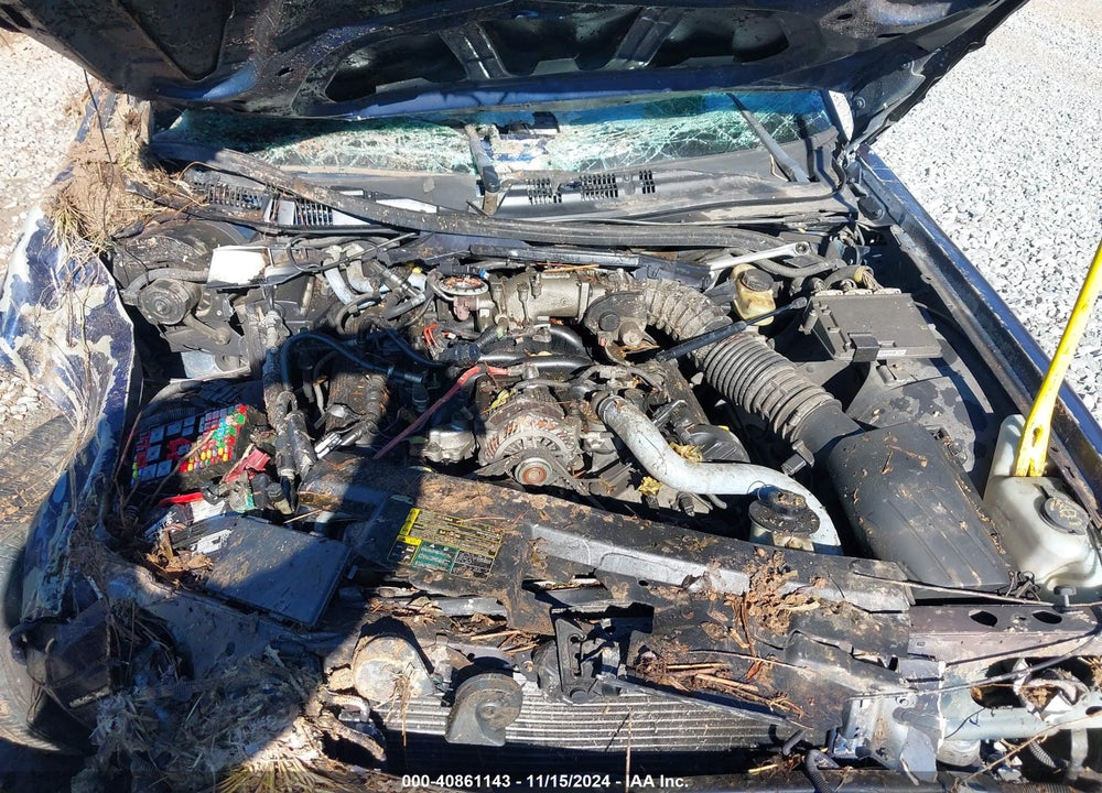 2005 FORD CROWN VICTORIA POLICE VIN: 2FAHP71W05X102617