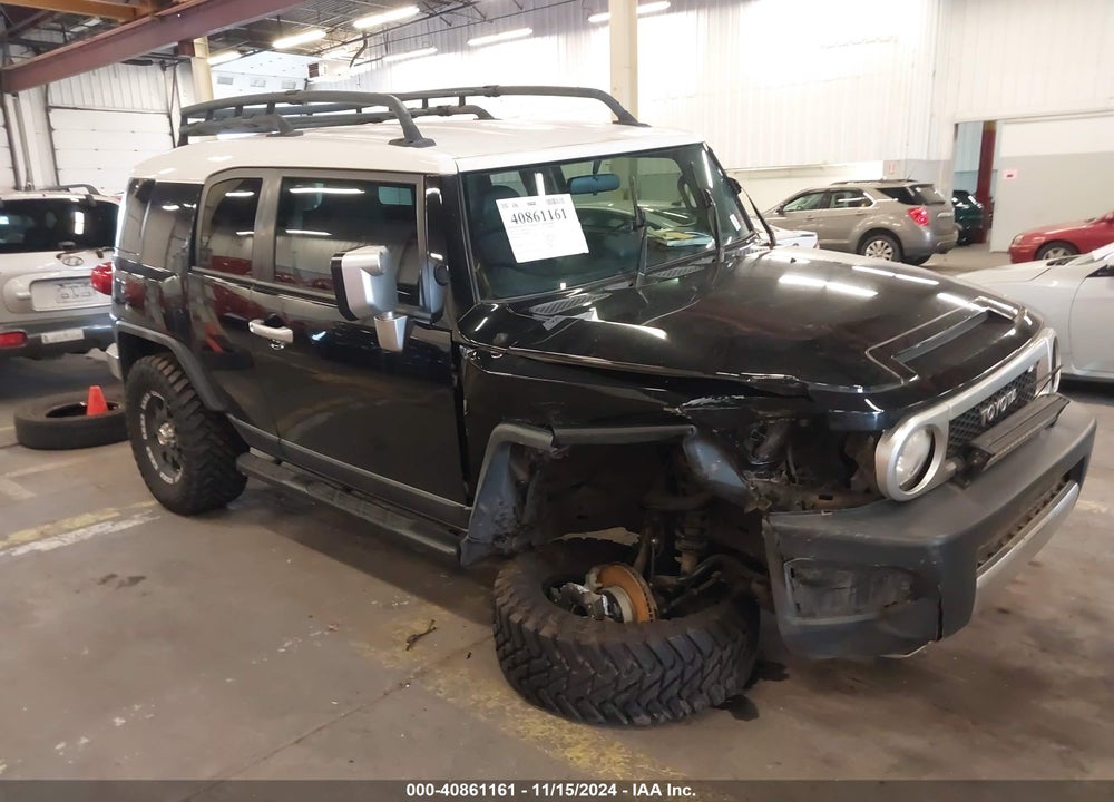 2007 TOYOTA FJ CRUISER VIN: JTEBU11F070048481