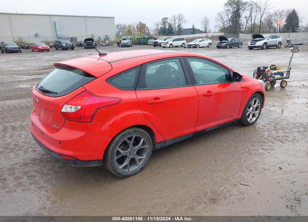 2013 FORD FOCUS SE VIN: 1FADP3K28DL165706