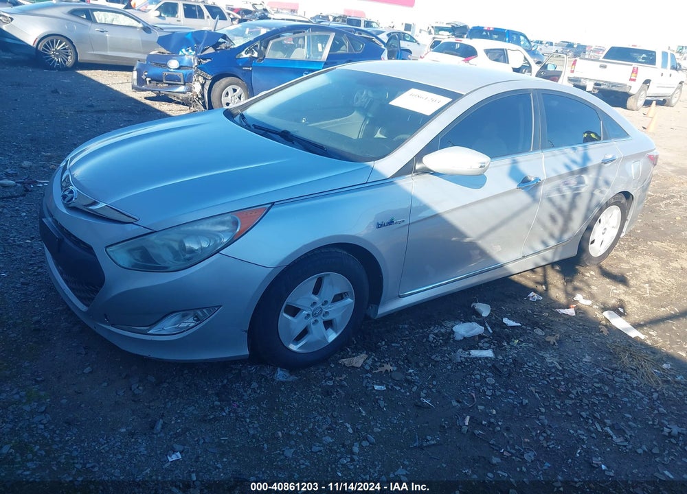 2012 HYUNDAI SONATA HYBRID VIN: KMHEC4A45CA026450