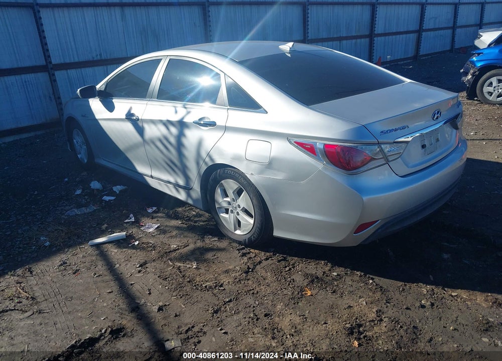 2012 HYUNDAI SONATA HYBRID VIN: KMHEC4A45CA026450