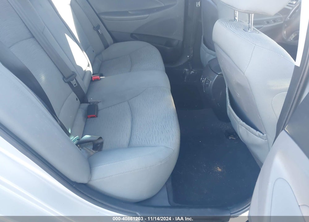 2012 HYUNDAI SONATA HYBRID VIN: KMHEC4A45CA026450