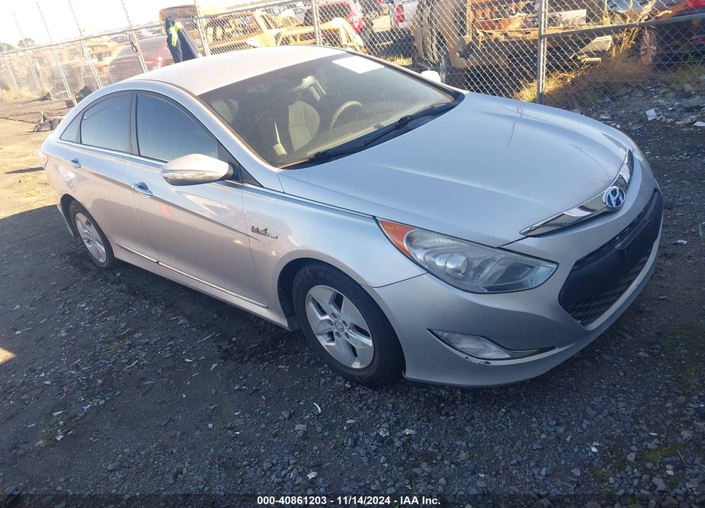2012 HYUNDAI SONATA HYBRID VIN: KMHEC4A45CA026450