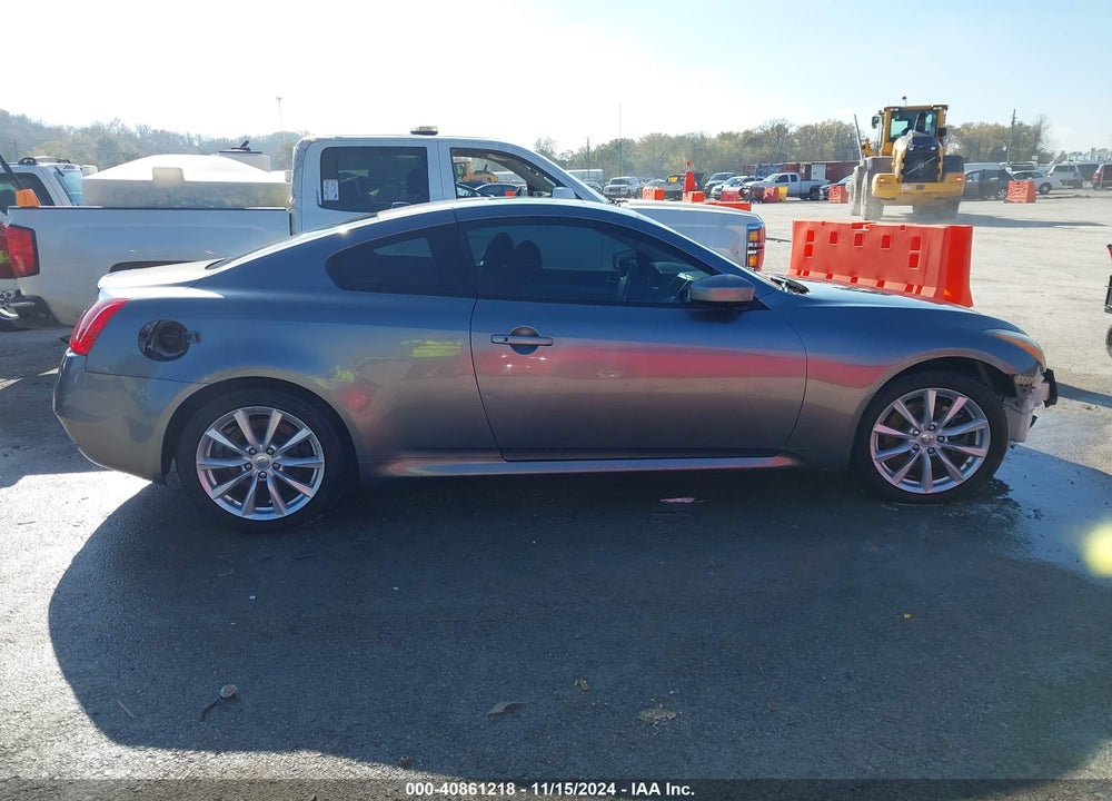 2011 INFINITI G37 JOURNEY VIN: JN1CV6EK4BM215357