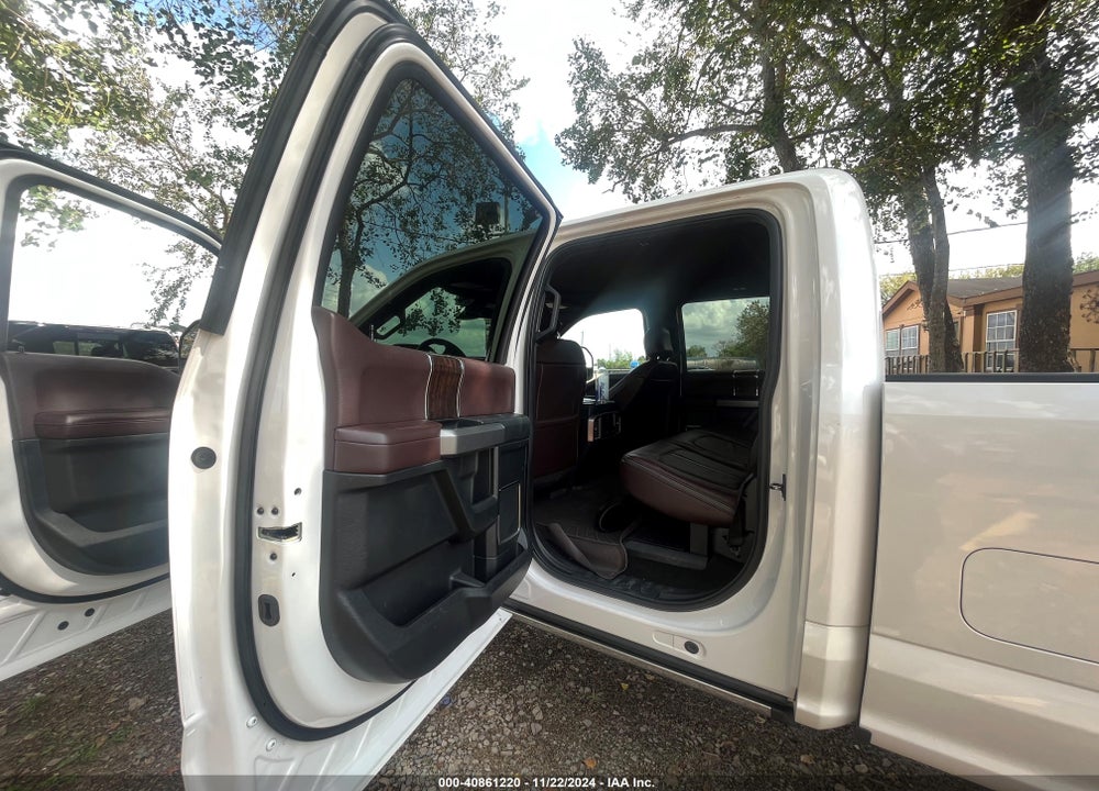 2017 FORD F-350 KING RANCH/LARIAT/PLATINUM/XL/XLT VIN: 1FT8W3BT9HEE76388