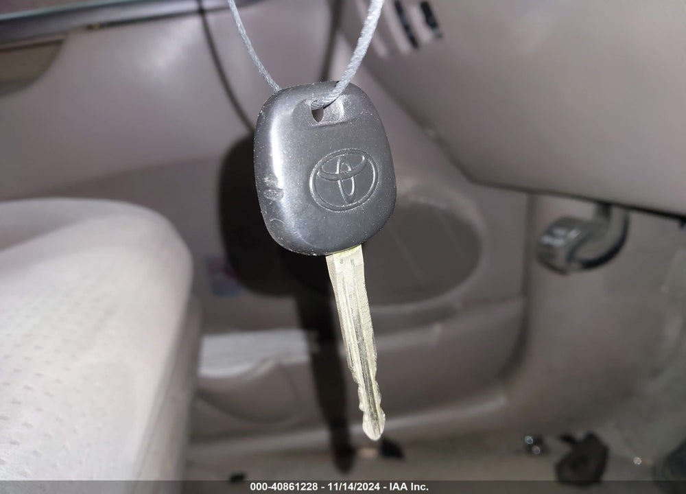 2007 TOYOTA SIENNA LE VIN: 5TDZK23C87S059243