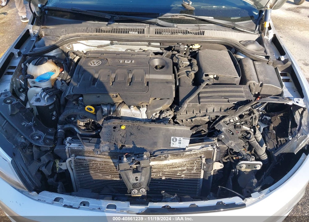 2015 VOLKSWAGEN JETTA 2.0L TDI SEL VIN: 3VWLA7AJ9FM262712