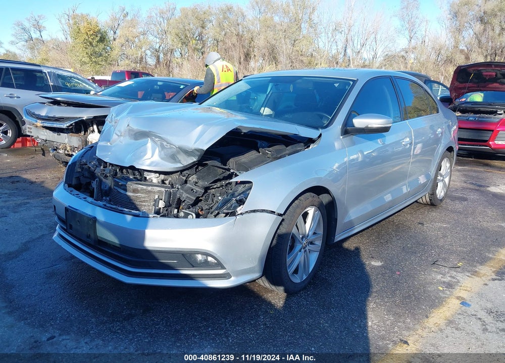 2015 VOLKSWAGEN JETTA 2.0L TDI SEL VIN: 3VWLA7AJ9FM262712