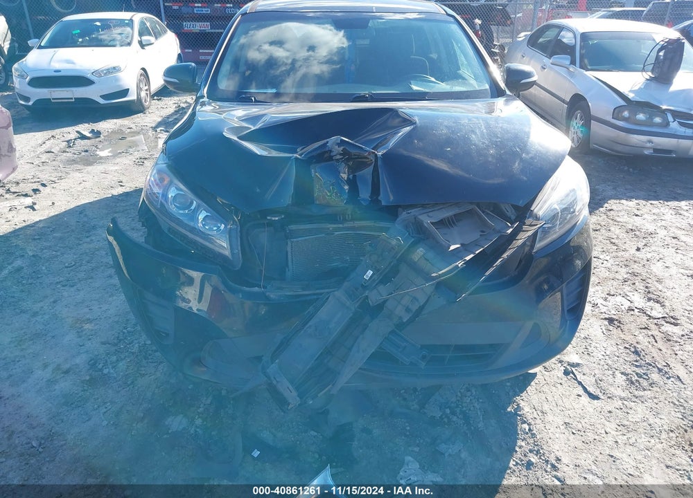 2019 KIA SORENTO 2.4L L VIN: 5XYPG4A39KG565127