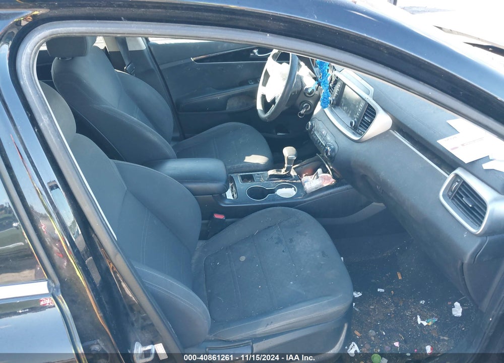 2019 KIA SORENTO 2.4L L VIN: 5XYPG4A39KG565127