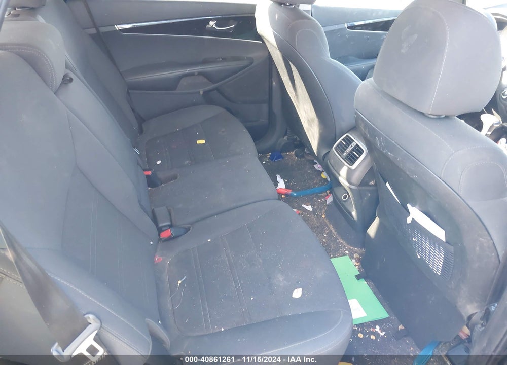 2019 KIA SORENTO 2.4L L VIN: 5XYPG4A39KG565127