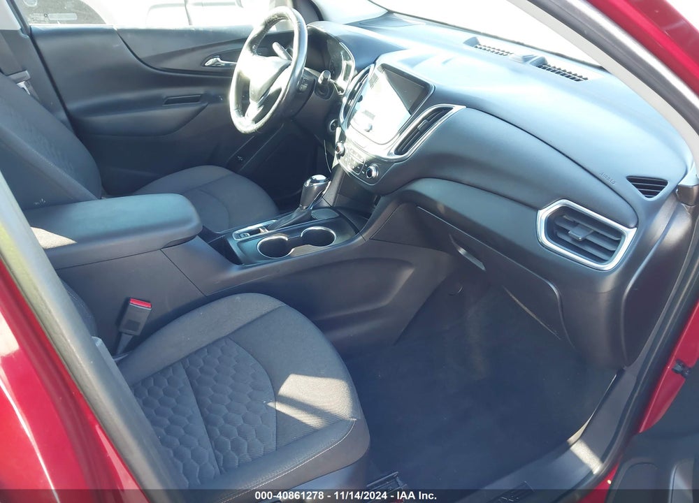 2019 CHEVROLET EQUINOX LT VIN: 3GNAXKEV0KL187379