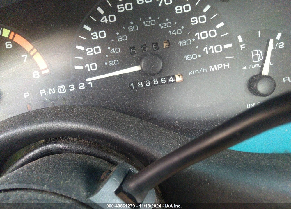 1995 OLDSMOBILE CUTLASS SUPREME SL VIN: 1G3WH52M9SD349542