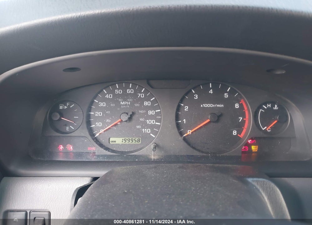 2001 NISSAN XTERRA XE VIN: 5N1ED28Y01C577994