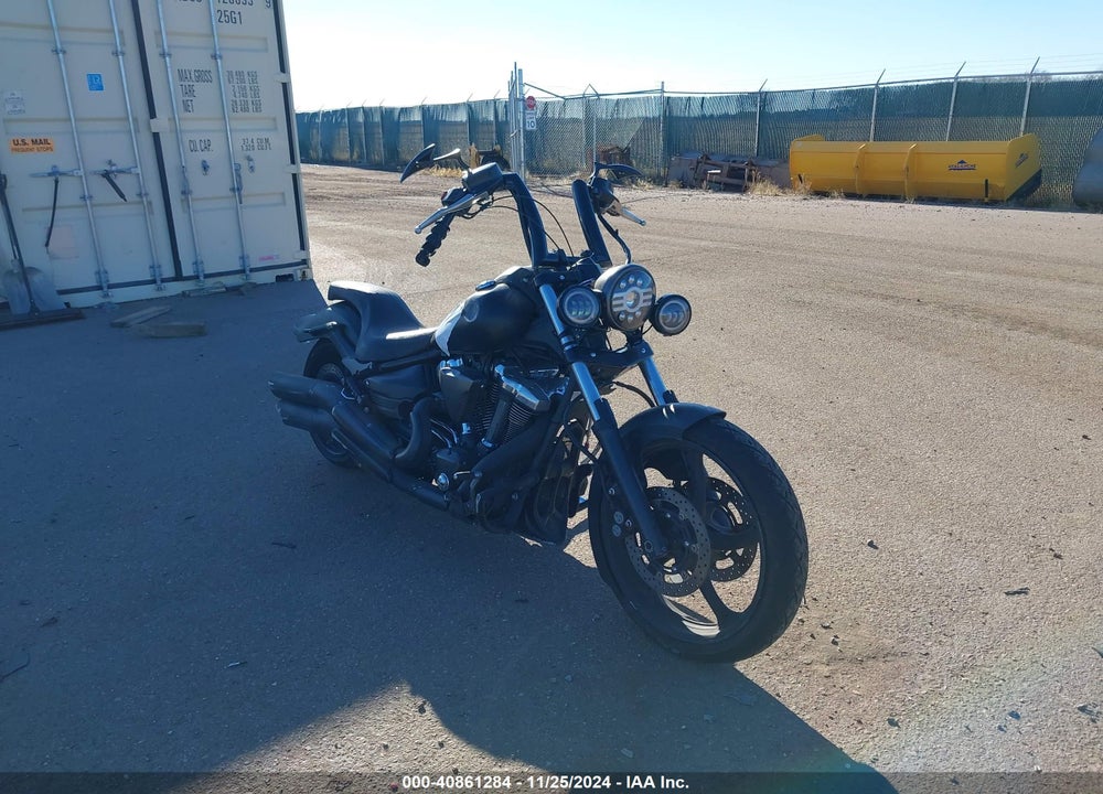 2009 YAMAHA XV1900 CU VIN: JYAVP27E39A010345