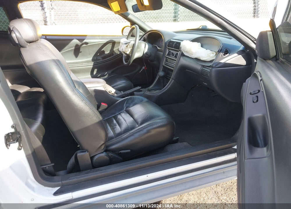 2000 FORD MUSTANG GT VIN: 1FAFP42X0YF137347
