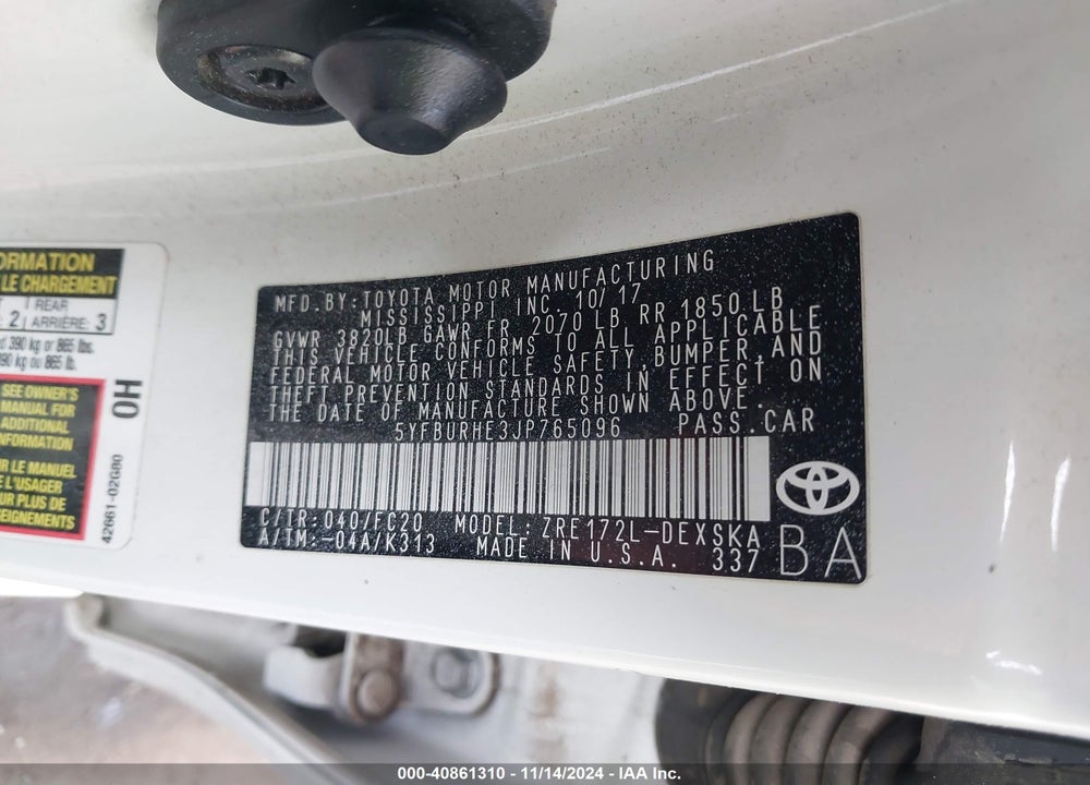 2018 TOYOTA COROLLA SE VIN: 5YFBURHE3JP765096