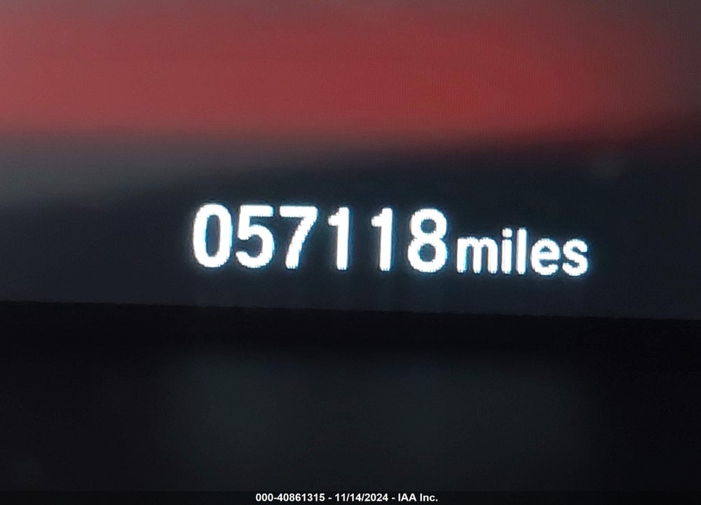 2018 HONDA CR-V TOURING VIN: 2HKRW2H94JH649857