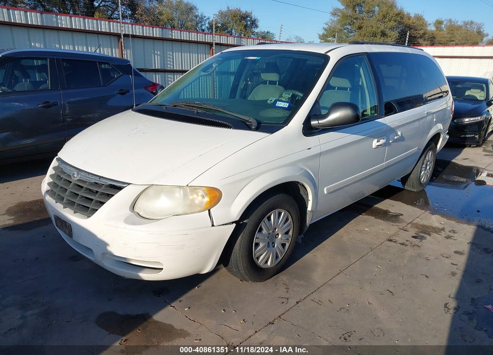 2005 CHRYSLER TOWN & COUNTRY LX VIN: 2C4GP44R75R398265