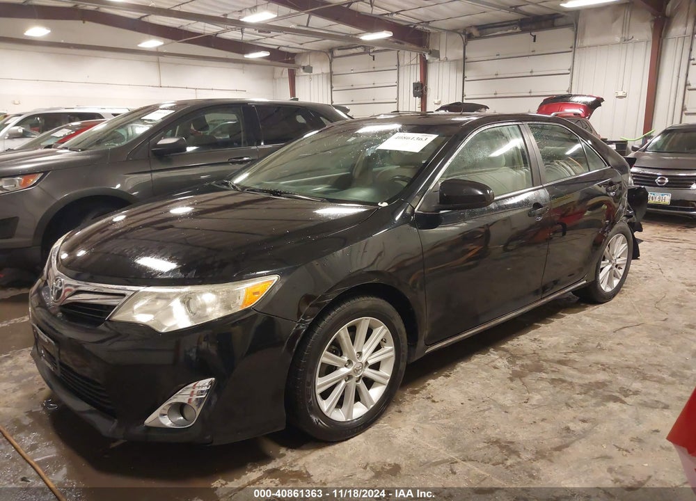2014 TOYOTA CAMRY XLE VIN: 4T4BF1FK7ER417932