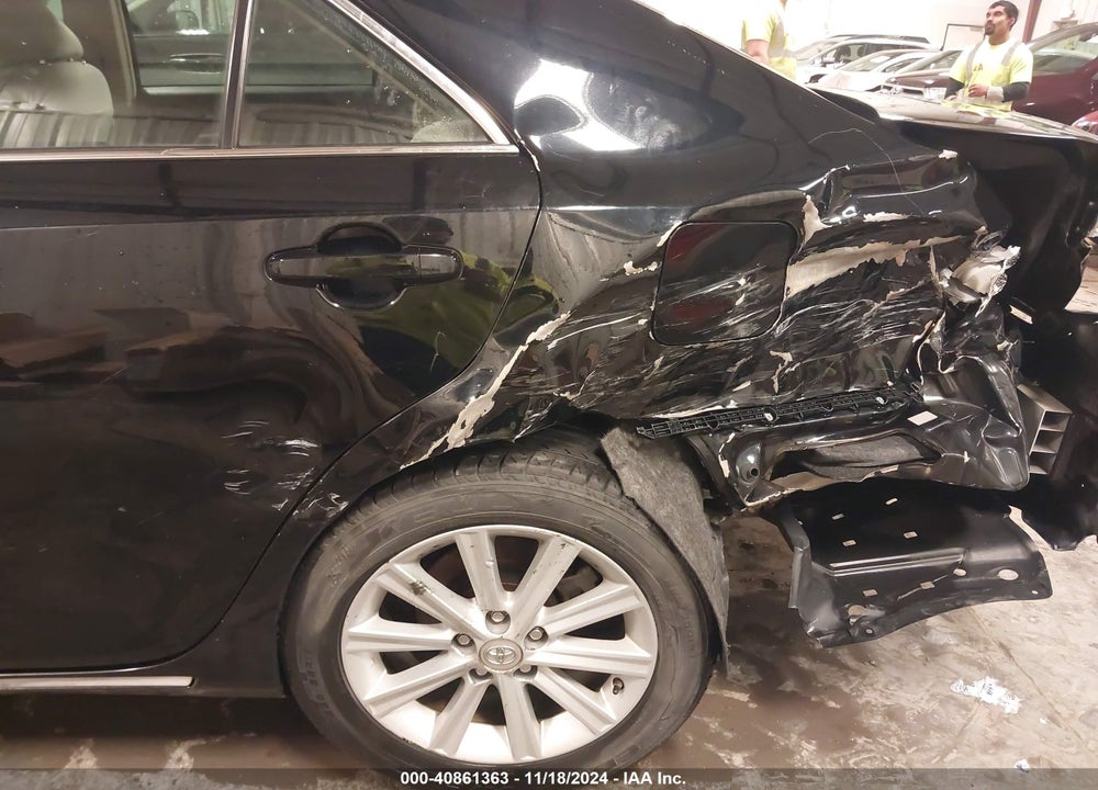 2014 TOYOTA CAMRY XLE VIN: 4T4BF1FK7ER417932
