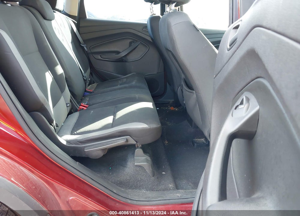 2016 FORD ESCAPE S VIN: 1FMCU0F72GUA49589