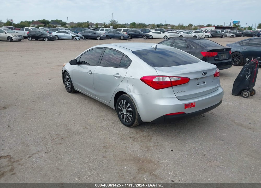 2015 KIA FORTE LX VIN: KNAFK4A6XF5425202