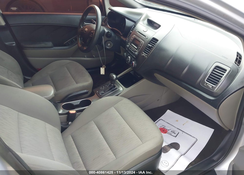 2015 KIA FORTE LX VIN: KNAFK4A6XF5425202