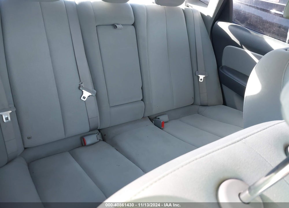 2008 HYUNDAI ELANTRA GLS/SE VIN: KMHDU46D18U332892