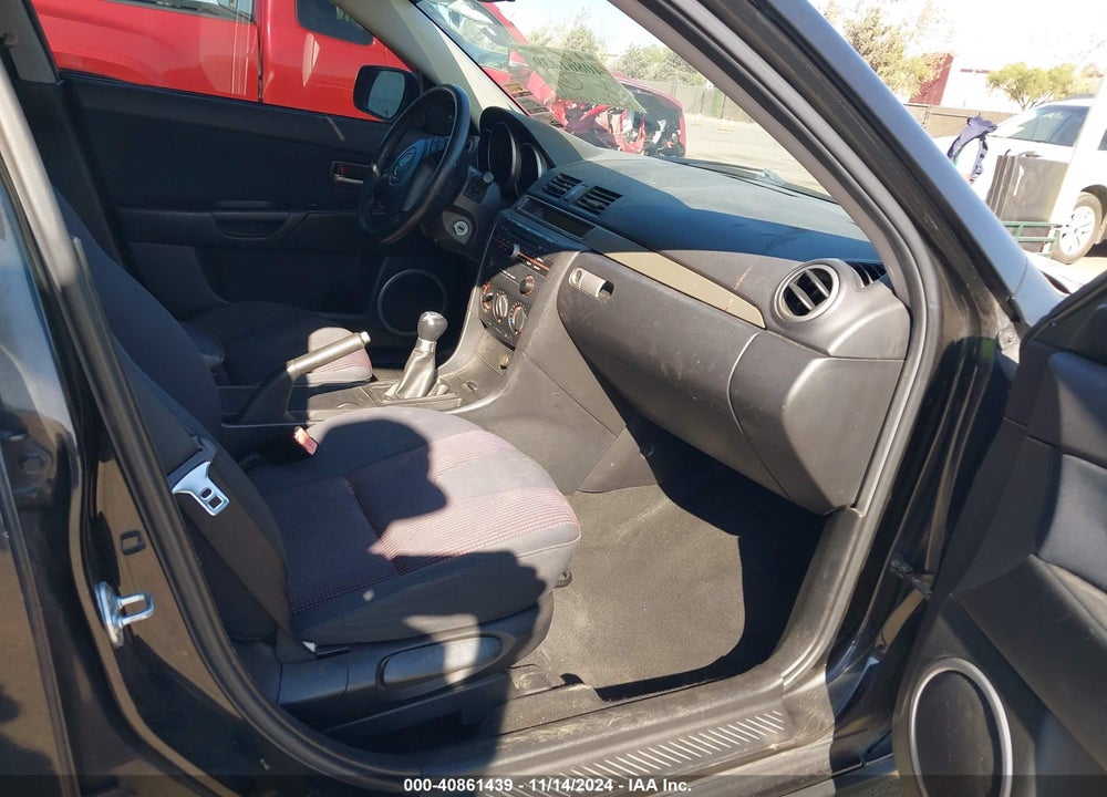 2005 MAZDA 3 S VIN: JM1BK123351234991