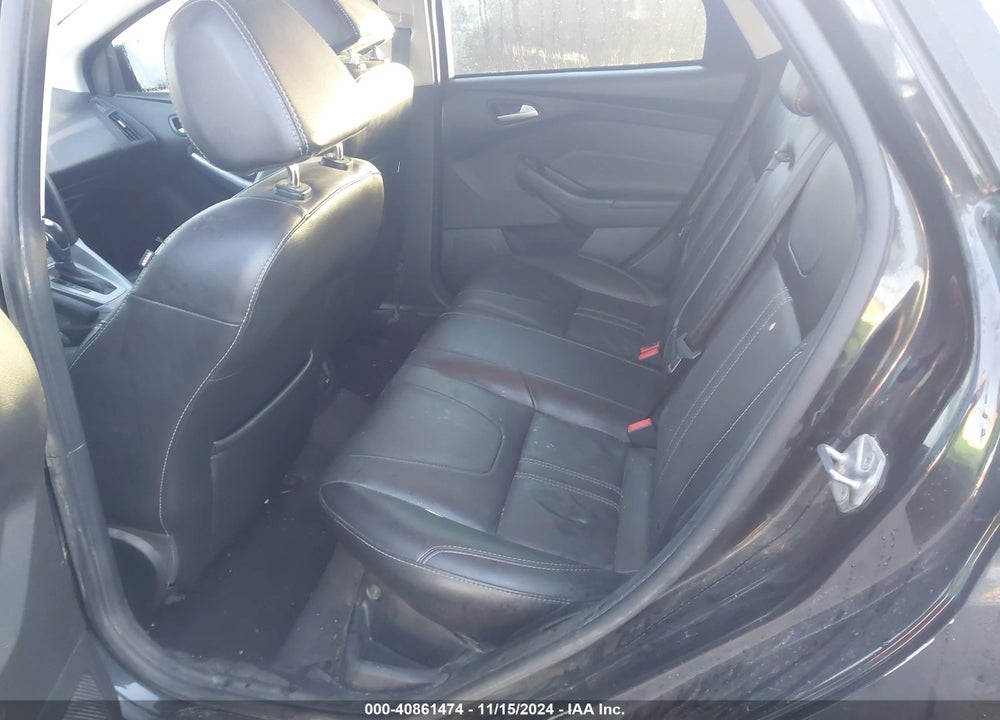 2014 FORD FOCUS SE VIN: 1FADP3F28EL354898