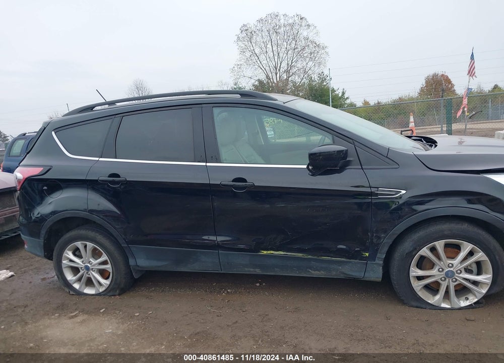 2018 FORD ESCAPE SEL VIN: 1FMCU0HD8JUA75690