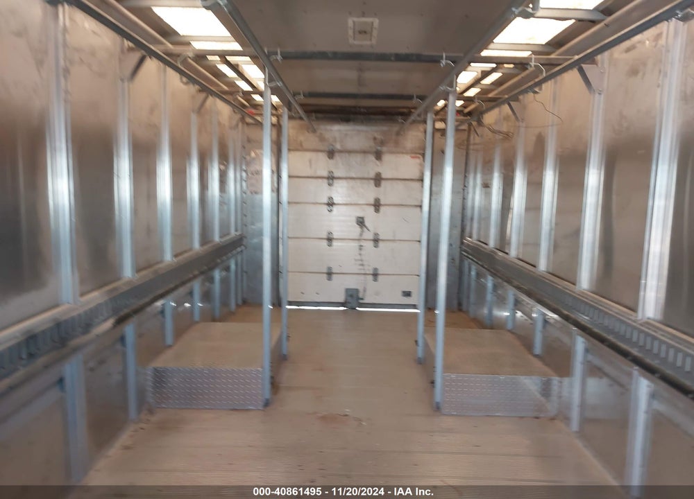 2010 FREIGHTLINER CHASSIS M LINE WALK-IN VAN VIN: 4UZAAPDU9ACAP8332