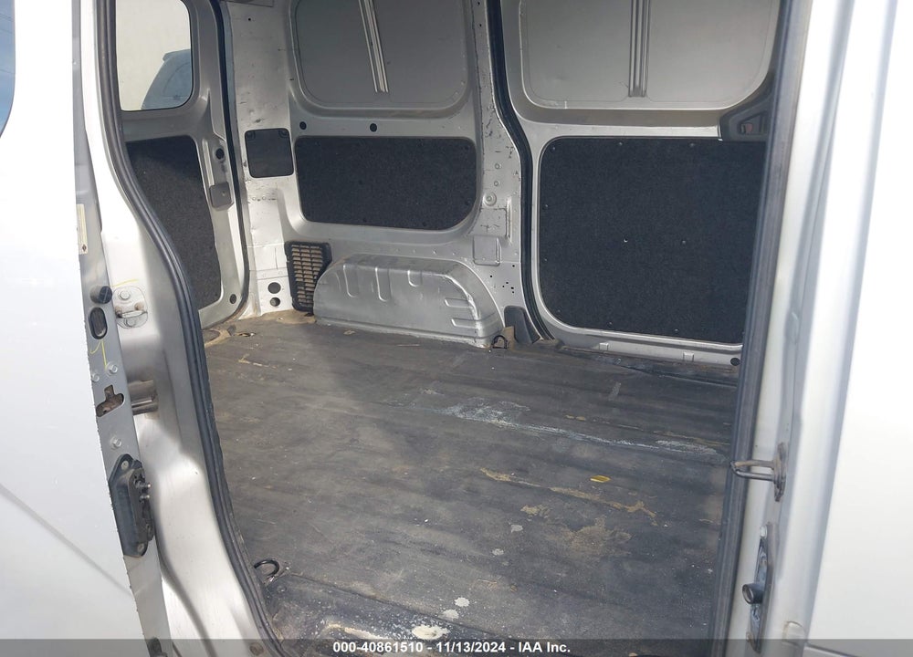 2015 NISSAN NV200 SV VIN: 3N6CM0KN5FK704753