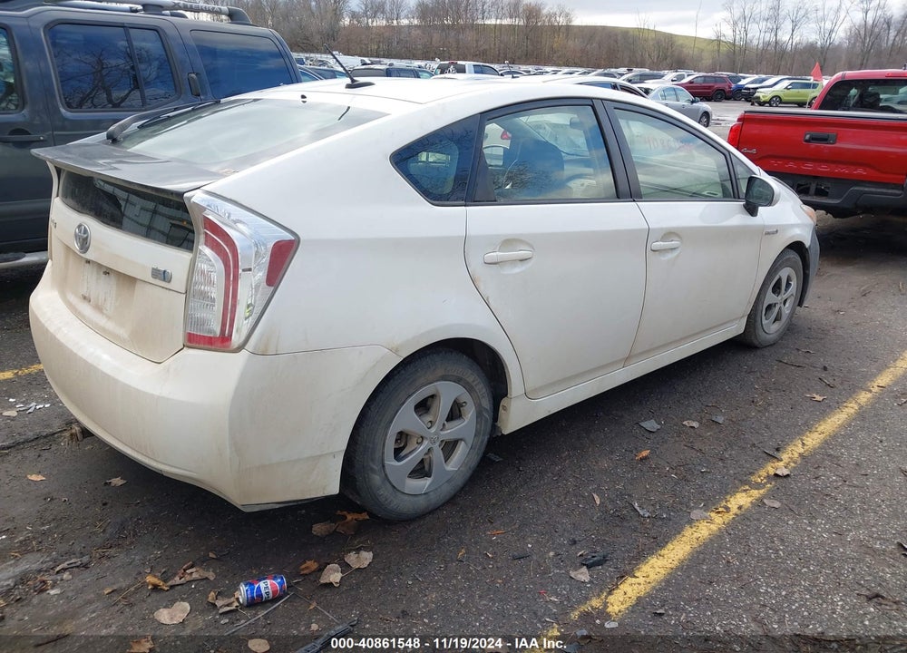 2015 TOYOTA PRIUS VIN: JTDKN3DU5F1910738