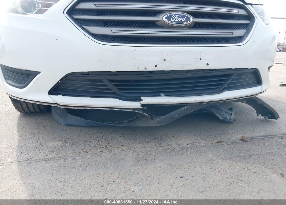 2015 FORD TAURUS SE VIN: 1FAHP2D81FG199558