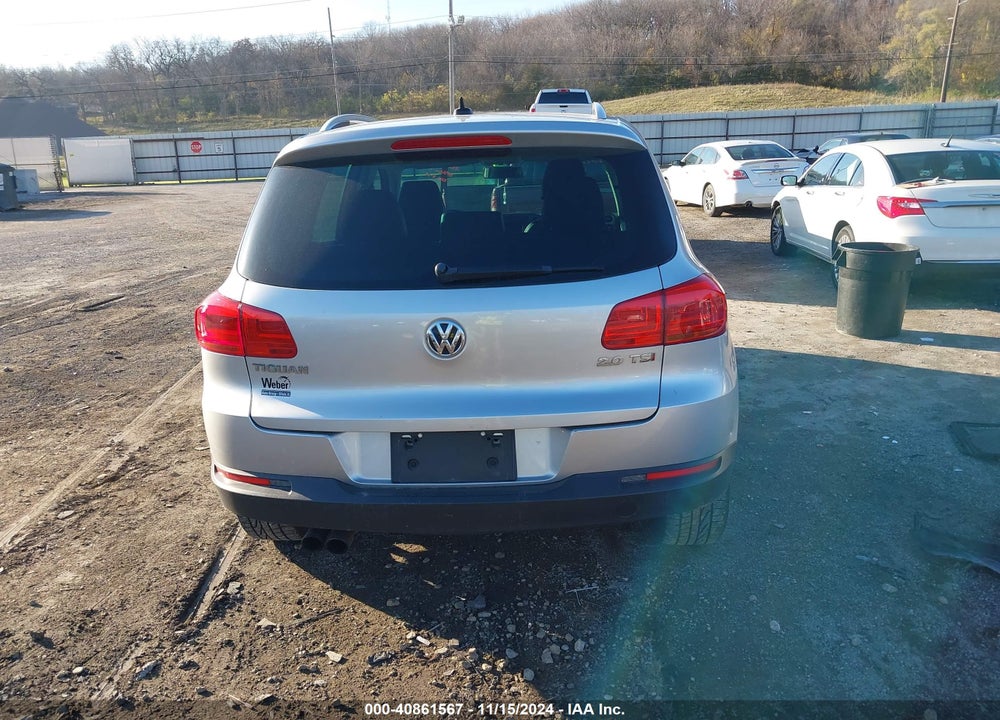 2015 VOLKSWAGEN TIGUAN SE VIN: WVGAV7AX1FW502320