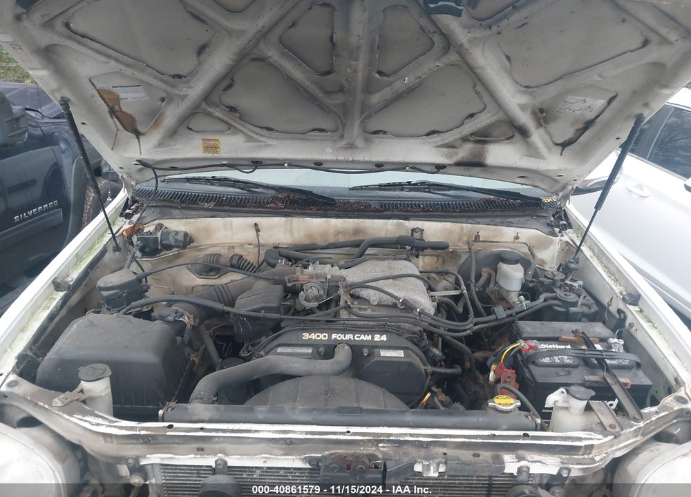 2002 TOYOTA TUNDRA SR5 VIN: 5TBBN44162S228999